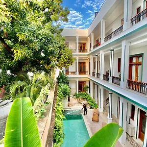hotel-boutique-casa-grande.comcaribbean.com/