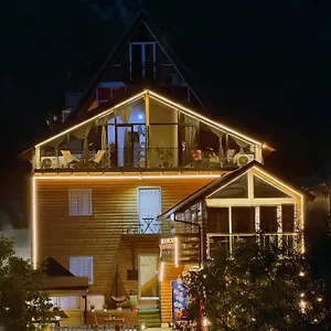Гостевой дом Marashi, Тети
